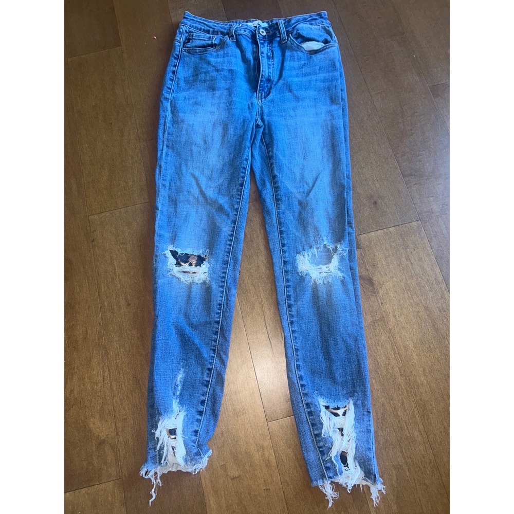 KanCan High Rise Distressed Skinny Jeans Leopard Print Patch Medium Wash 28 W9